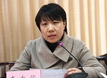 李東華：兒童文學(xué)的新變近年來(lái)的兒童文學(xué)創(chuàng)作對(duì)兒童文學(xué)精神的理解提升到了更高的海拔上，推動(dòng)了兒童文學(xué)創(chuàng)作在多個(gè)維度上獲得新的生長(zhǎng)空間。[詳細(xì)]