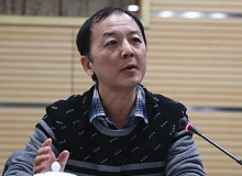 唐小林：批評(píng)家要提高自身學(xué)養(yǎng) 堅(jiān)持自身理想針對(duì)文學(xué)批評(píng)的問題，我認(rèn)為一個(gè)是評(píng)論家要加強(qiáng)自身學(xué)養(yǎng)；另外還要勇于批評(píng)。[詳細(xì)]