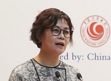 鐵凝：在差異中探尋共性，在包容中尊重多元今后中國(guó)作協(xié)將繼續(xù)創(chuàng)新和完善文學(xué)交流的領(lǐng)域和模式，為推動(dòng)中外文學(xué)交流，搭建彩虹之橋。[詳細(xì)]
