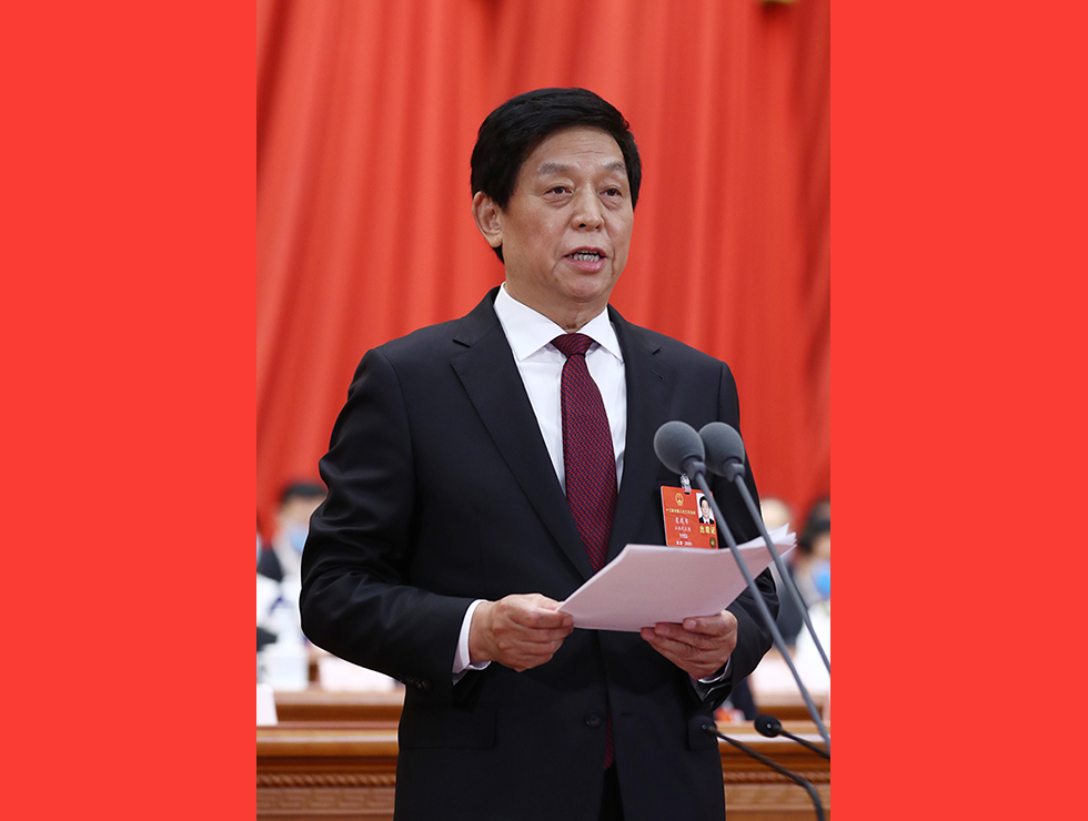 5月28日，十三屆全國人大三次會(huì)議在北京人民大會(huì)堂舉行閉幕會(huì)。栗戰(zhàn)書主持閉幕會(huì)并發(fā)表講話。