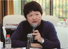 何向陽：與人民結(jié)合，為人民服務(wù)今年是毛澤東同志《講話》發(fā)表80周年。重讀《講話》，感到雖然80年過去，但仍然歷久彌新……[詳細]