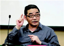 【蘇　童】	張光芒丨《<黃雀記>：作為性格悲劇的美學建構》；	陳若谷丨《河水與招魂：從<河岸>到<黃雀記>》。