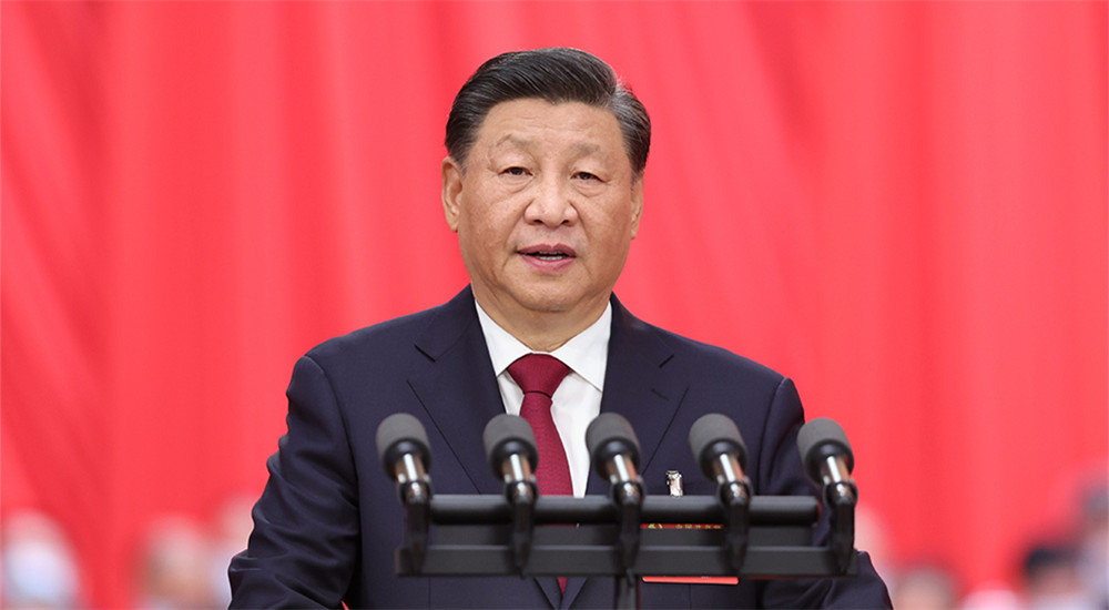 10月16日，中國共產(chǎn)黨第二十次全國代表大會在北京人民大會堂開幕。習近平代表第十九屆中央委員會向大會作報告。