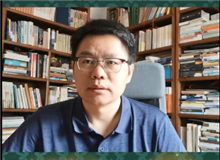 陳濤：以日常與瑣碎書寫宏大開(kāi)闊的主題不同家族的開(kāi)枝散葉，各自人生的縱橫走向，全都匯聚成了一條寬闊奔涌的大河……　[詳細(xì)]