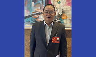 全國(guó)政協(xié)委員、澳門(mén)基金會(huì)行政委員會(huì)主席吳志良