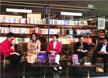 三十歲之后的女性，會(huì)獲得一種力量感　　談及女性的自我認(rèn)知，魏微表示，這或許與年齡的增長(zhǎng)與閱歷的增加有關(guān)。[詳細(xì)]