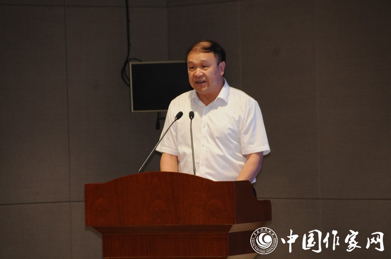 中共酒泉市委常委、副市長龐柒