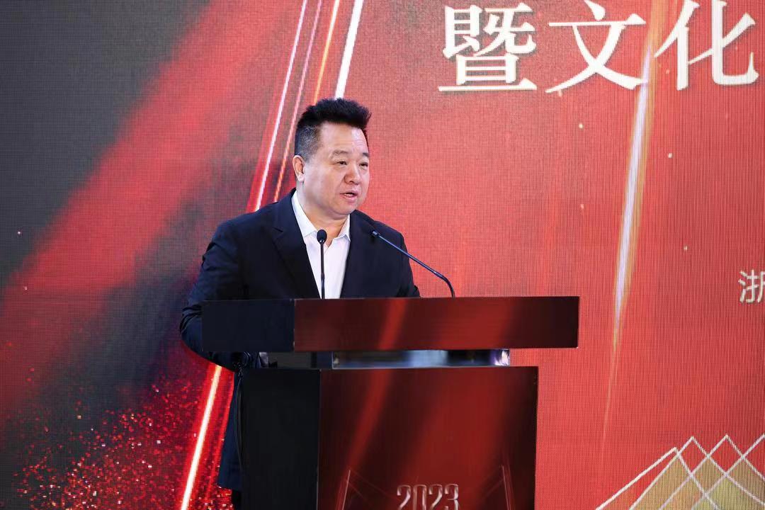 中國作協(xié)黨組成員、書記處書記邱華棟致辭