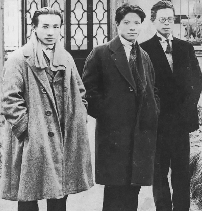 1920年代，國立藝術(shù)院創(chuàng)辦人林風(fēng)眠（左）、林文錚、吳大羽（右）