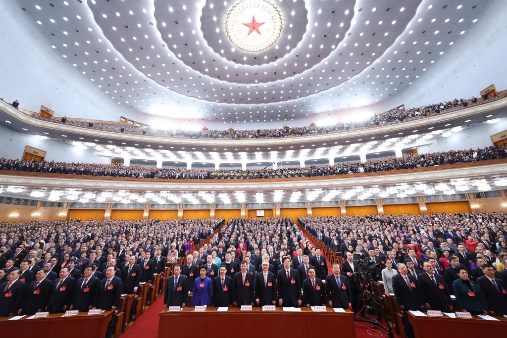 3月5日，第十四屆全國(guó)人民代表大會(huì)第二次會(huì)議在北京人民大會(huì)堂開(kāi)幕。新華社記者 黃敬文 攝
