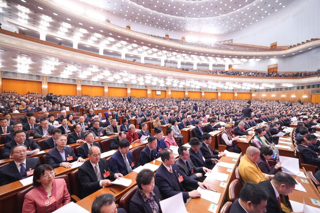 3月10日，中國人民政治協(xié)商會議第十四屆全國委員會第二次會議在北京人民大會堂舉行閉幕會。新華社記者 邢廣利 攝