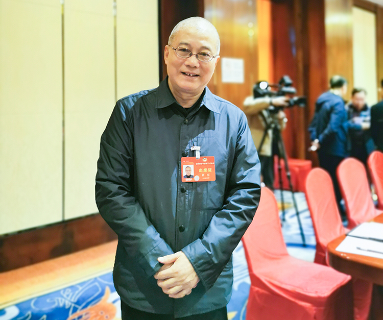 全國(guó)政協(xié)委員、中國(guó)文聯(lián)副主席許江