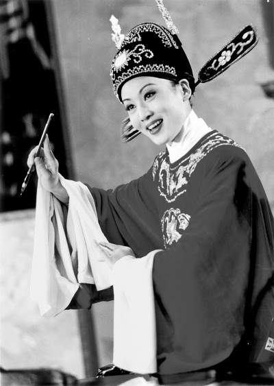 《女駙馬》作為黃梅戲經(jīng)典劇目，常演常新，圖為韓再芬版《女駙馬》劇照。資料圖片