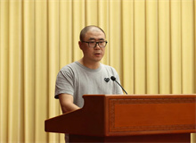 石一楓：文眼、文心、文采　　有了文眼、文心和文采，則會讓一個作家永遠保持青年寫作的活力。祝年輕的朋友永遠年輕，在文學攀登之路上的創(chuàng)新精神年輕……[詳細]