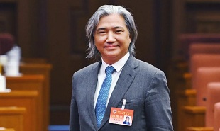 全國政協(xié)副秘書長、民盟中央副主席、中國美術(shù)館館長吳為山