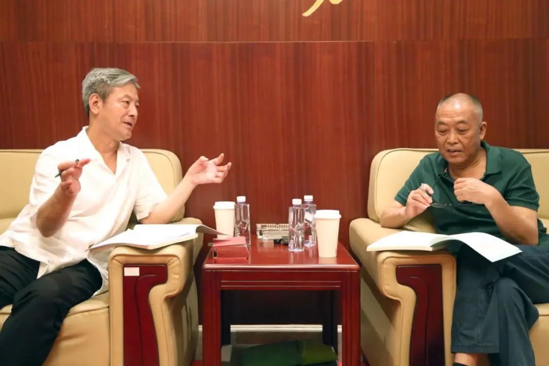 白濤《馬背長(zhǎng)調(diào)——一個(gè)人的和聲》改稿現(xiàn)場(chǎng)